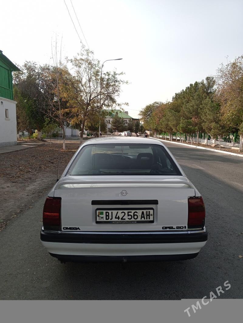 Opel Omega 1992 - 27 000 TMT - Büzmeýin GRES - img 3