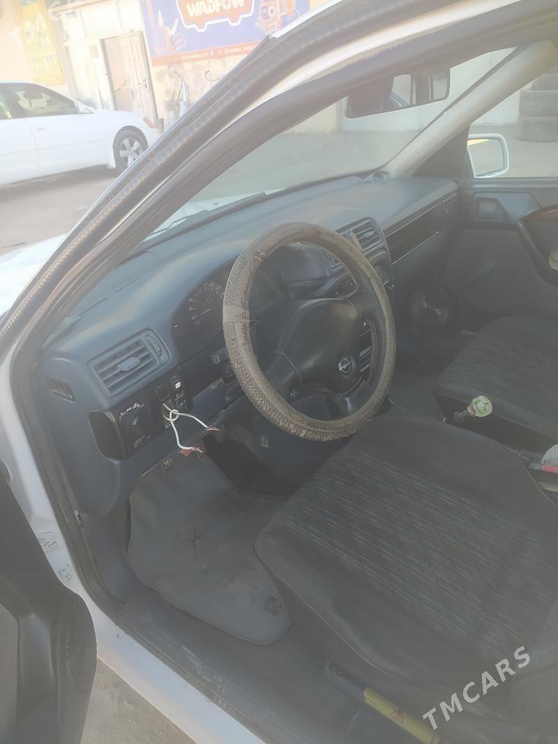 Opel Vectra 1990 - 30 000 TMT - Дашогуз - img 5