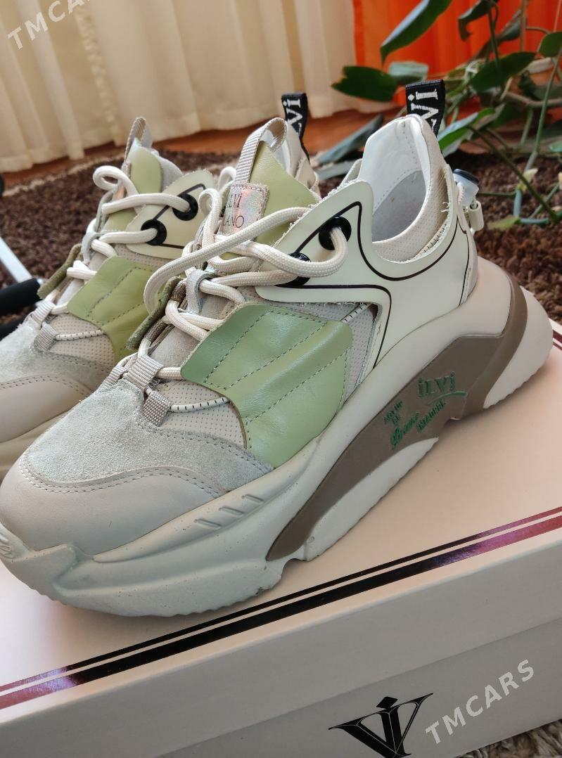 Женские кроссовки - ул. Советская (Гарашсызлык шаёлы) - img 1