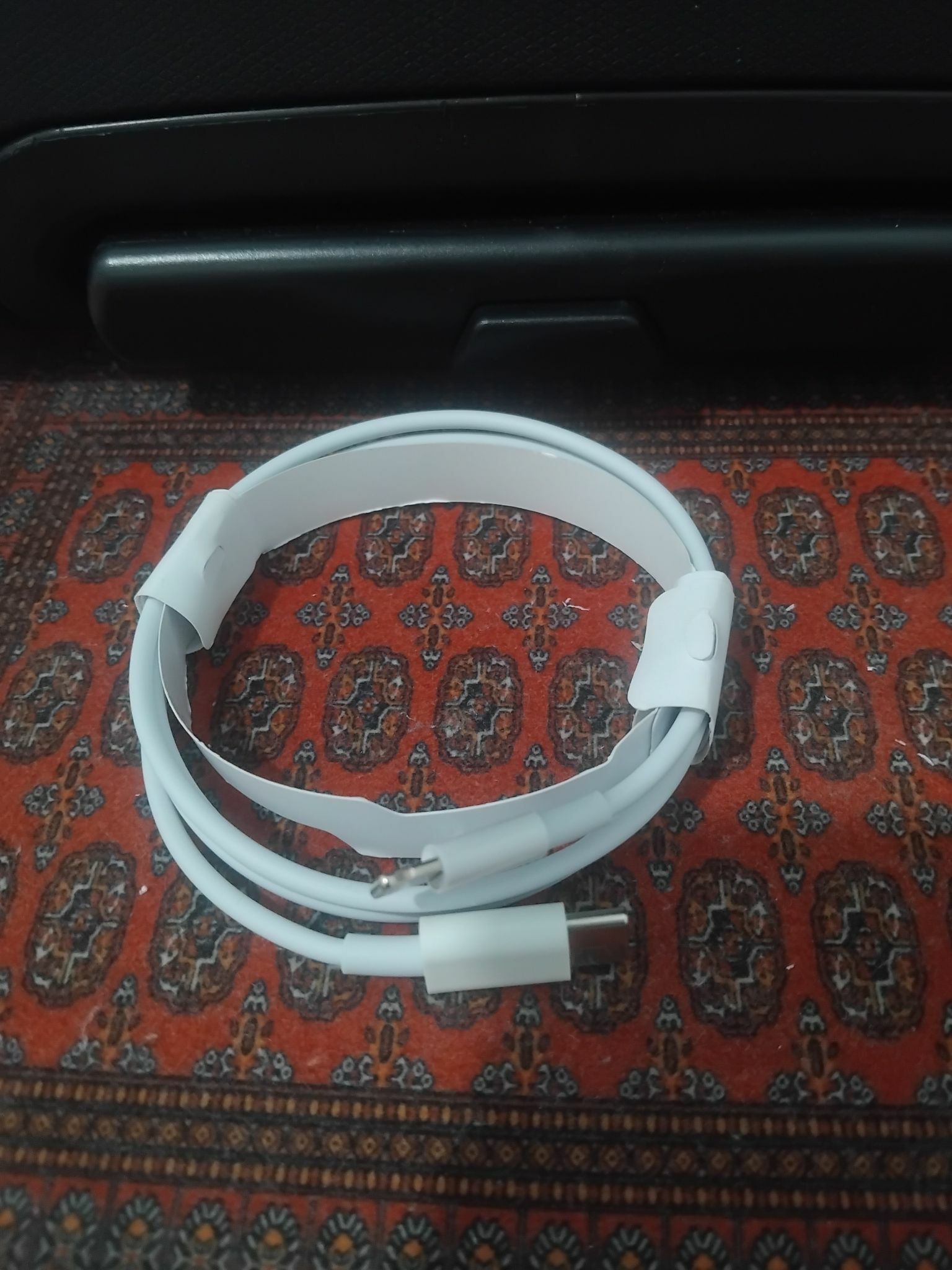 Zarýadniklar we kabel - Mary - img 3