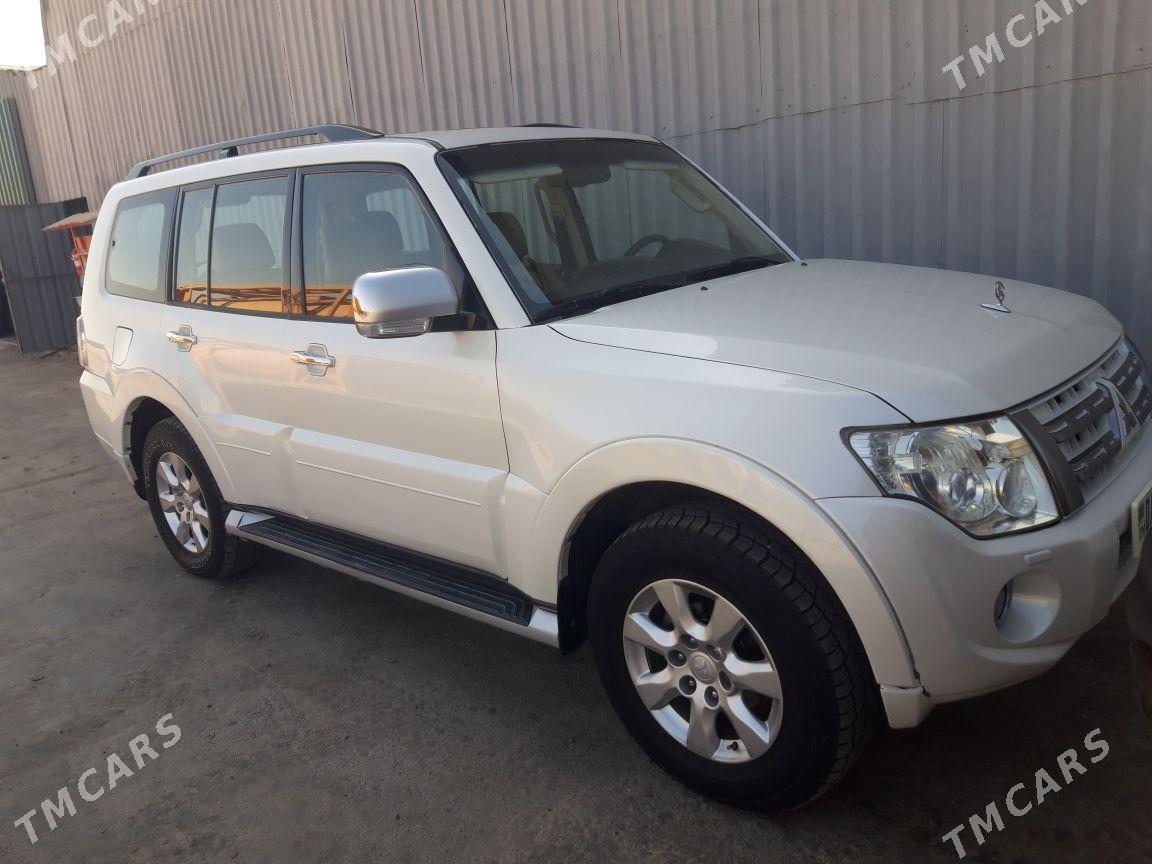 Mitsubishi Pajero 2013 - 260 000 TMT - Туркменбаши - img 2