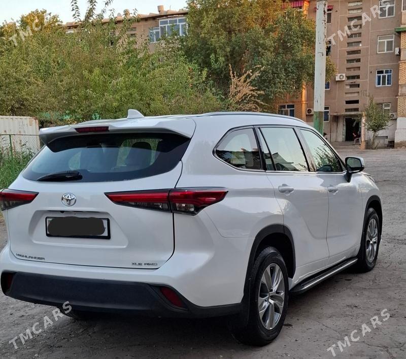Toyota Highlander 2022 - 540 000 TMT - Туркменабат - img 2