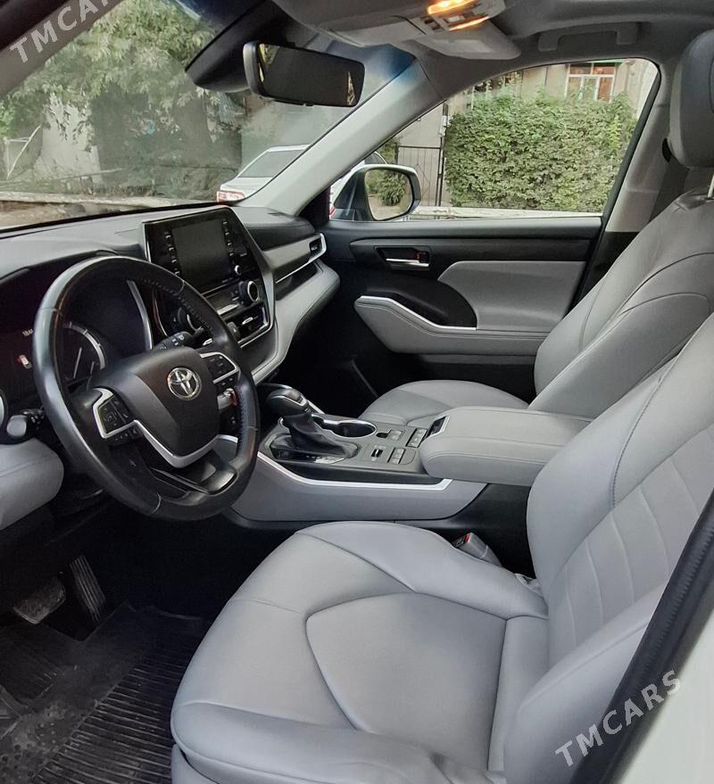 Toyota Highlander 2022 - 540 000 TMT - Туркменабат - img 3