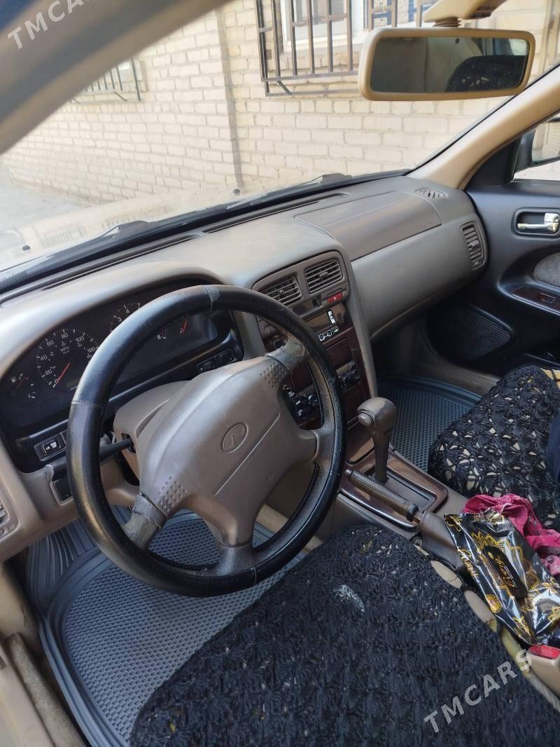 Infiniti G20 1999 - 65 000 TMT - Çärjew - img 1