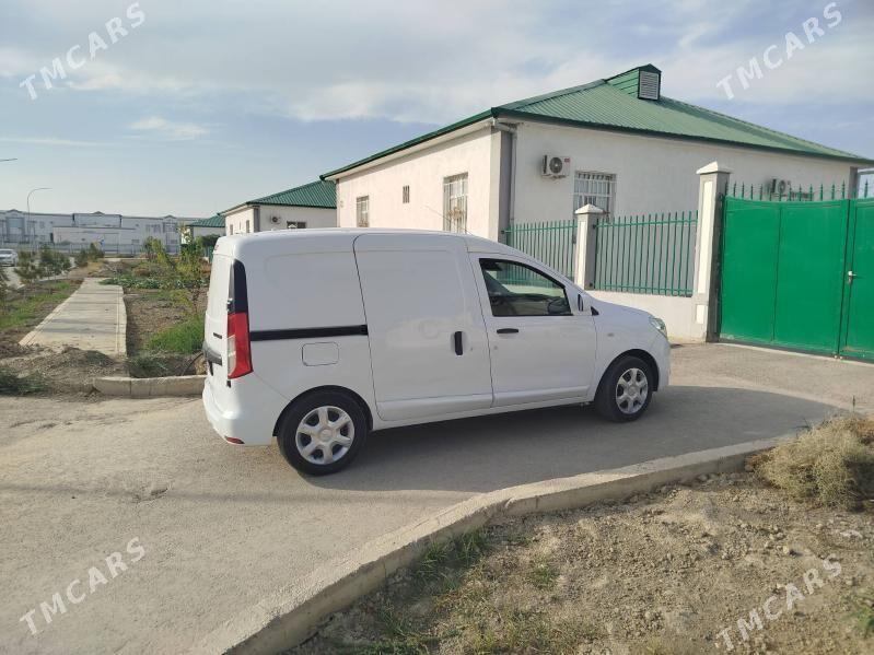Renault Duster 2017 - 170 000 TMT - Гёкдепе - img 4