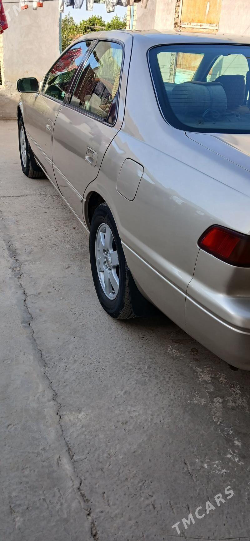 Toyota Camry 1998 - 120 000 TMT - Туркменабат - img 1