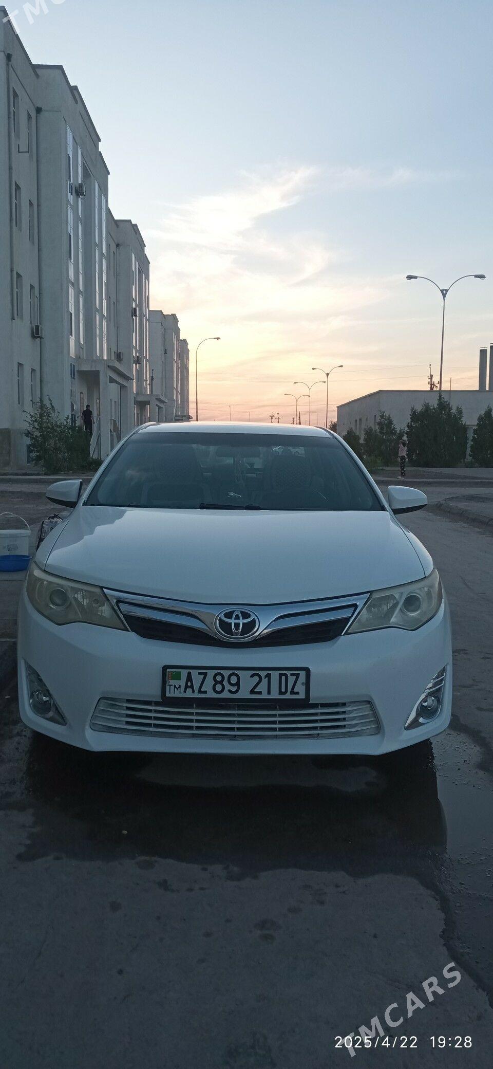 Toyota Camry 2013 - 260 000 TMT - Daşoguz - img 2