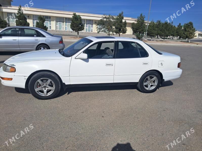 Toyota Camry 1995 - 90 000 TMT - Türkmenabat - img 4
