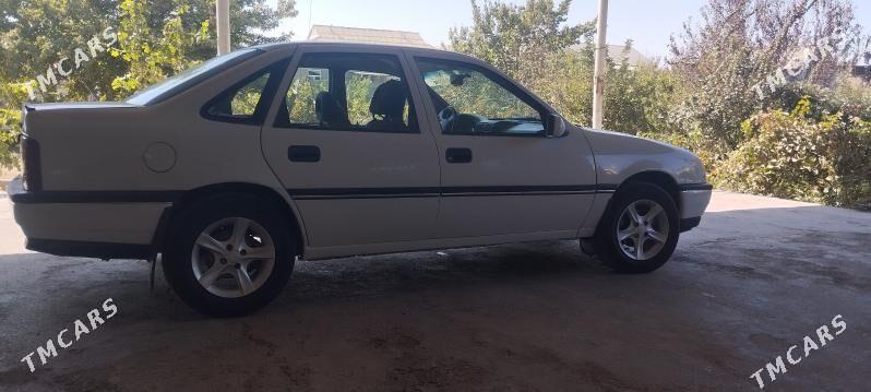 Opel Vectra 1993 - 45 000 TMT - Мары - img 4