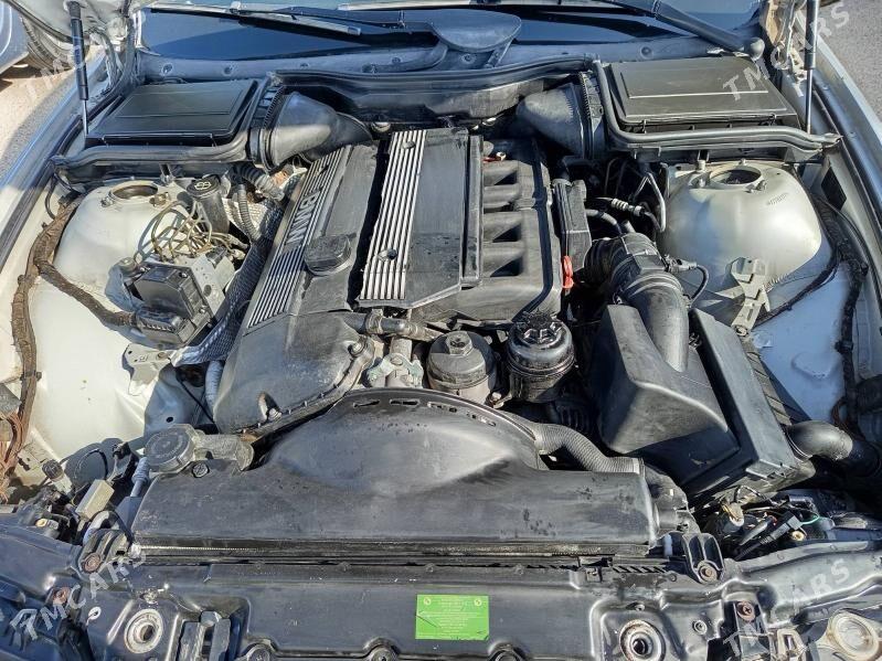 BMW E39 2003 - 140 000 TMT - Мары - img 6