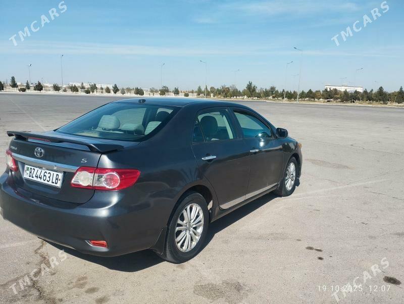 Toyota Corolla 2013 - 170 000 TMT - Фарап - img 4