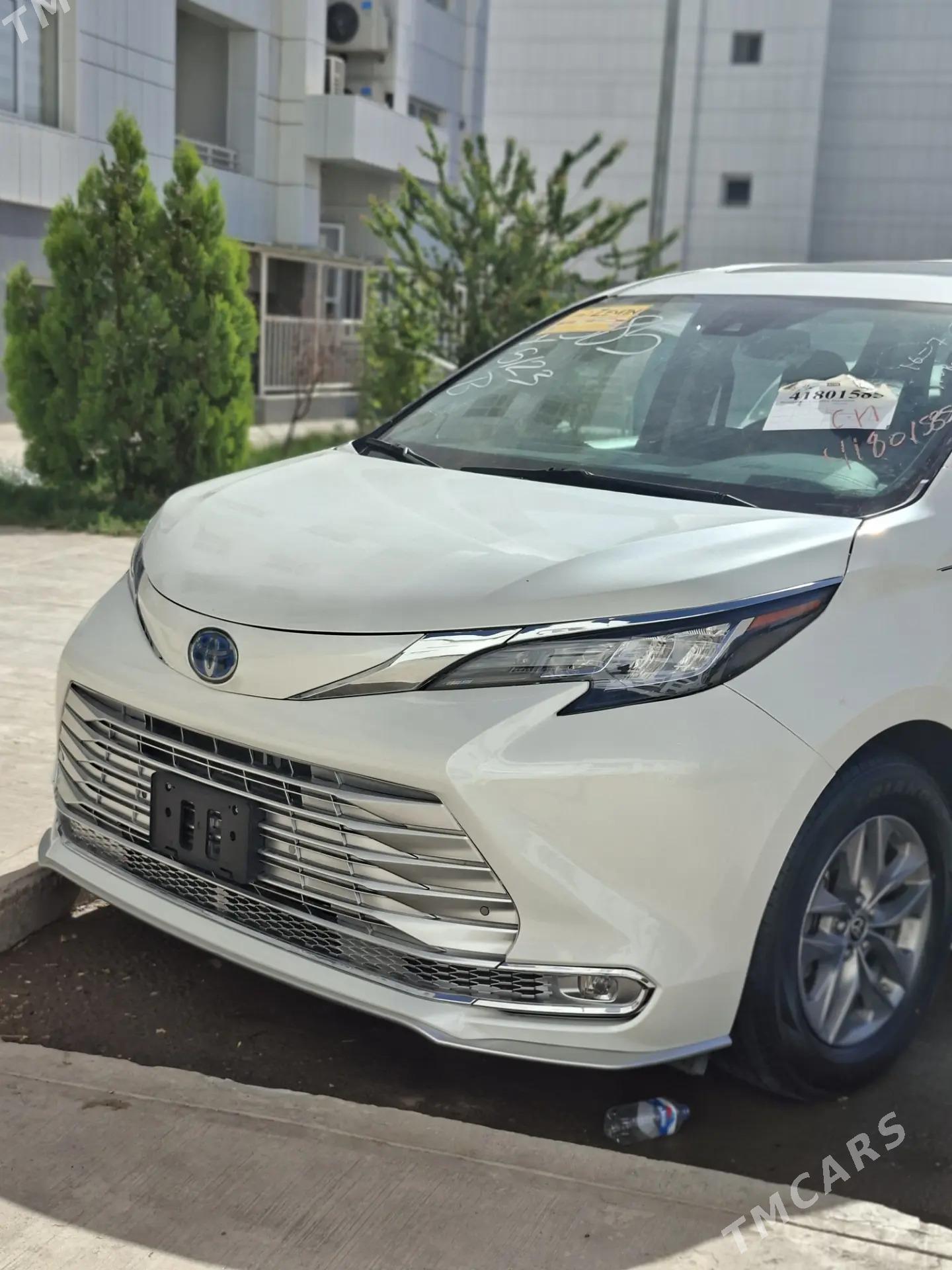 Toyota Sienna 2021 - 780 000 TMT - Ашхабад - img 1