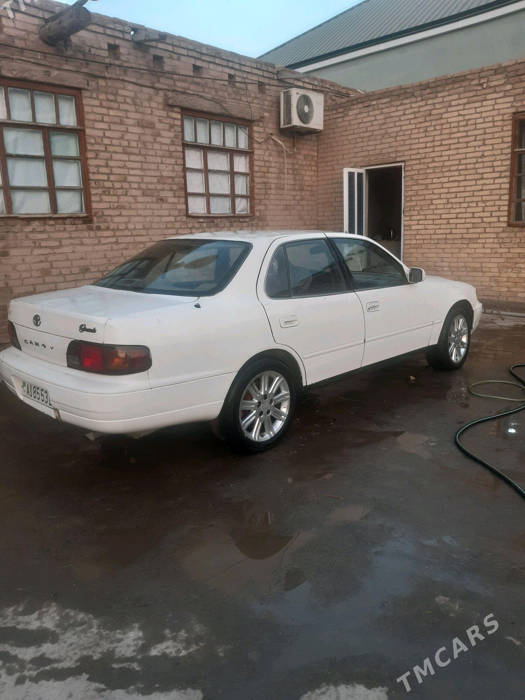 Toyota Camry 1996 - 55 000 TMT - Çärjew - img 2