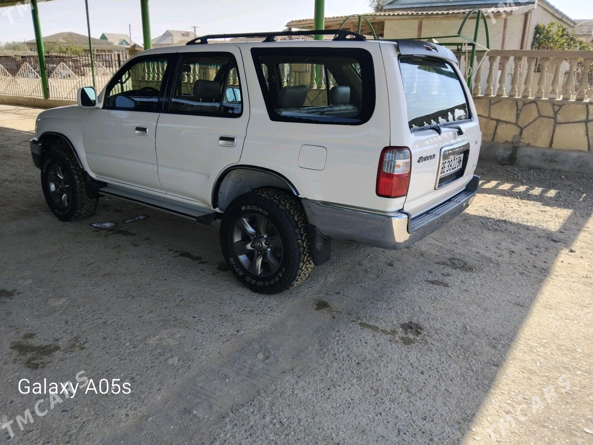 Toyota 4Runner 2002 - 150 000 TMT - Этрек - img 2