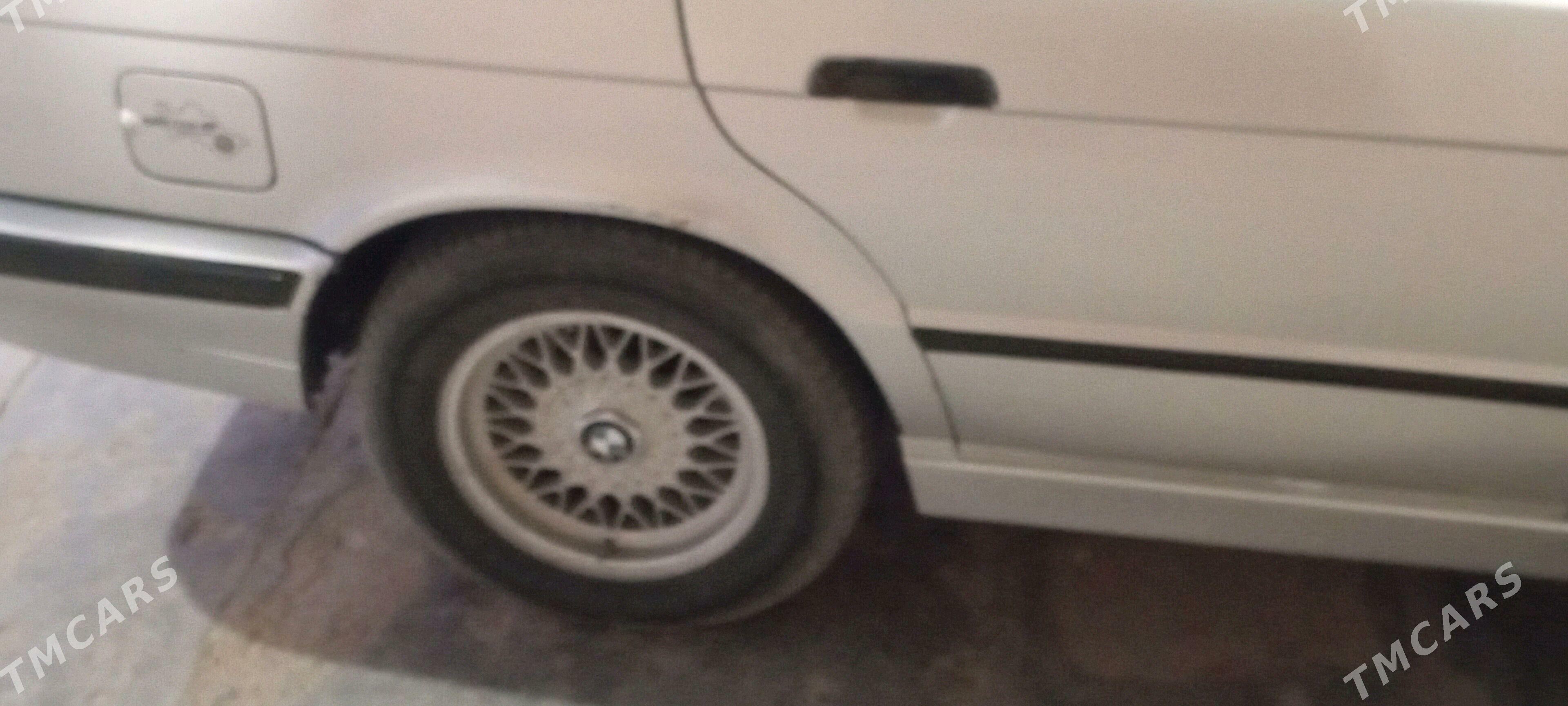 BMW 525 1992 - 45 000 TMT - Mary - img 3