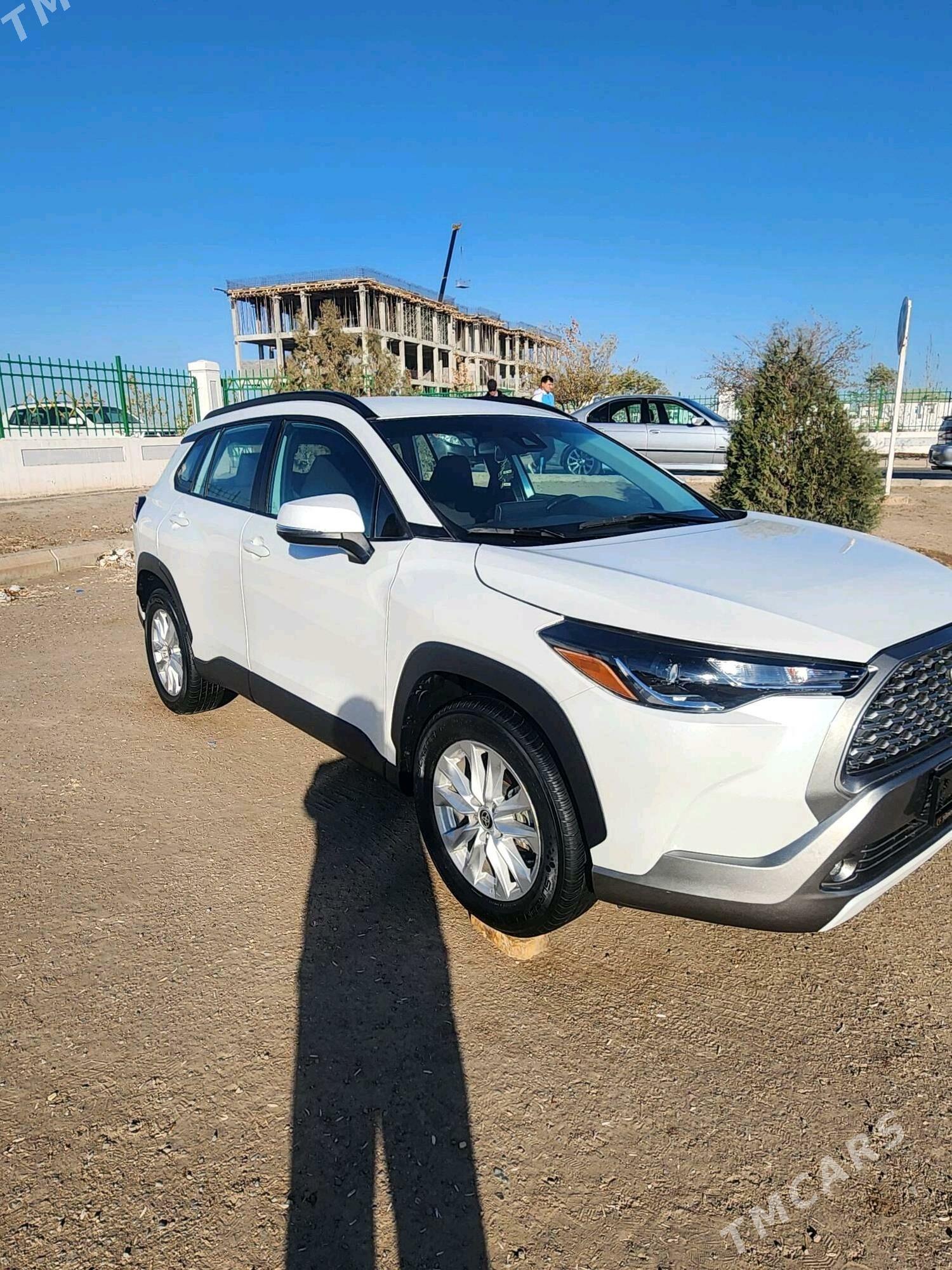 Toyota Corolla Cross 2022 - 350 000 TMT - Daşoguz - img 4