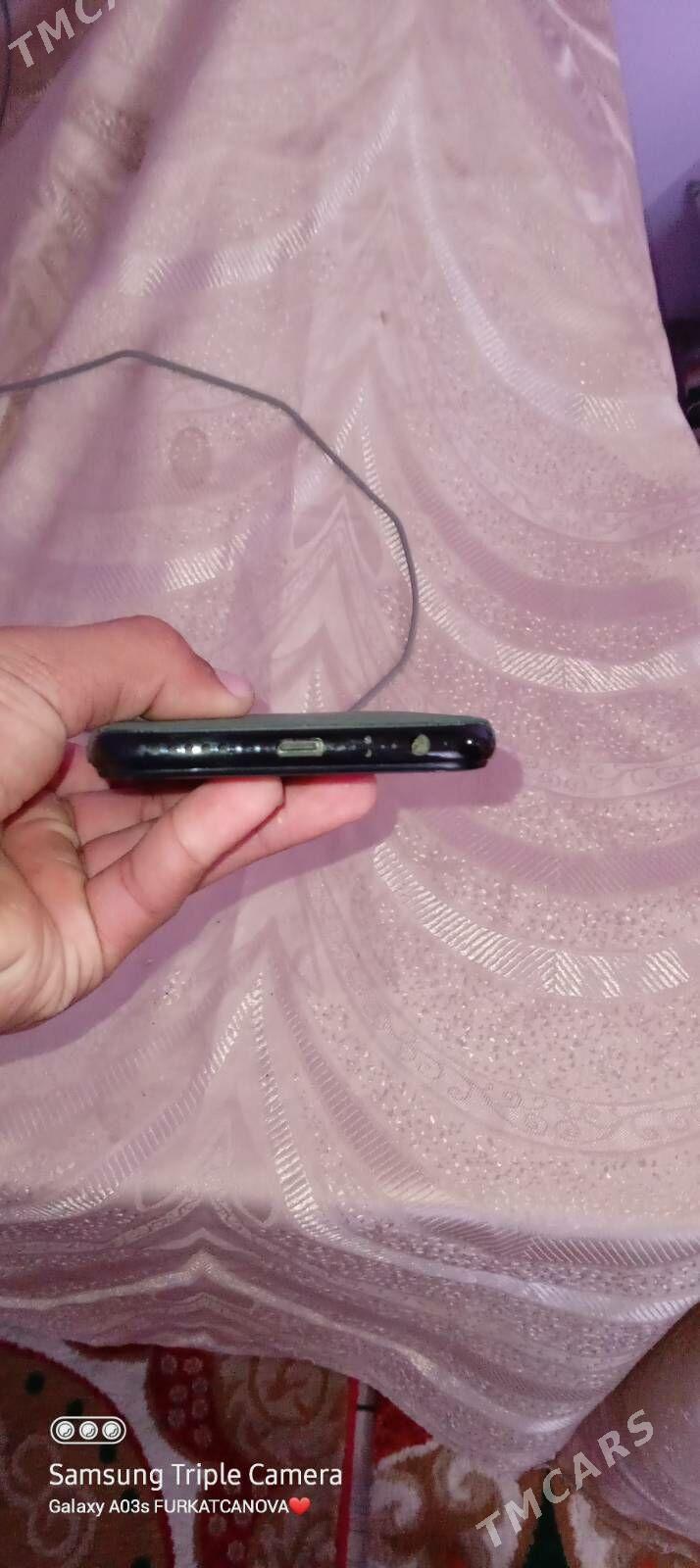 Resmi note 8 - Сакар - img 1