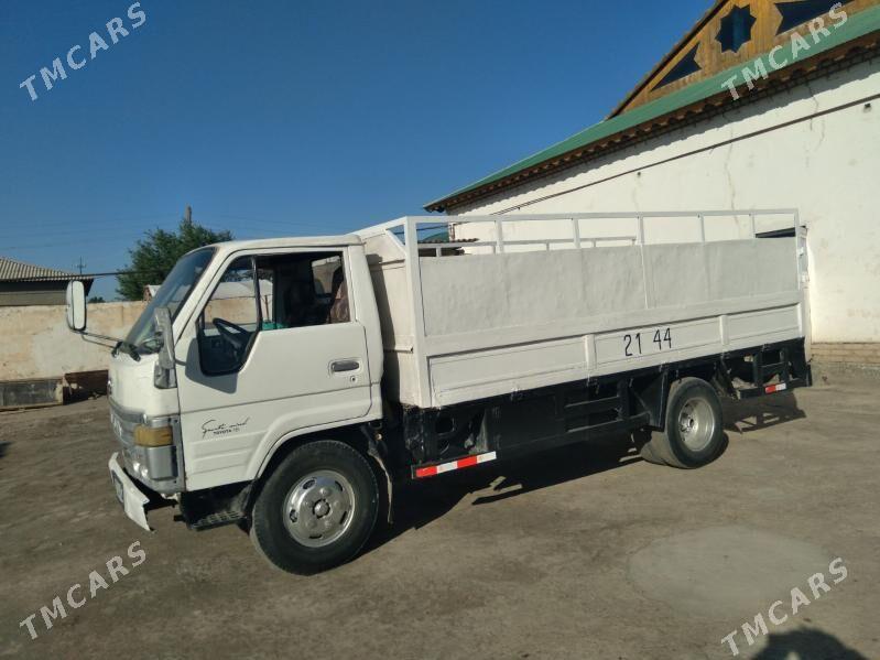 Mitsubishi Canter 1996 - 95 000 TMT - Daşoguz - img 2