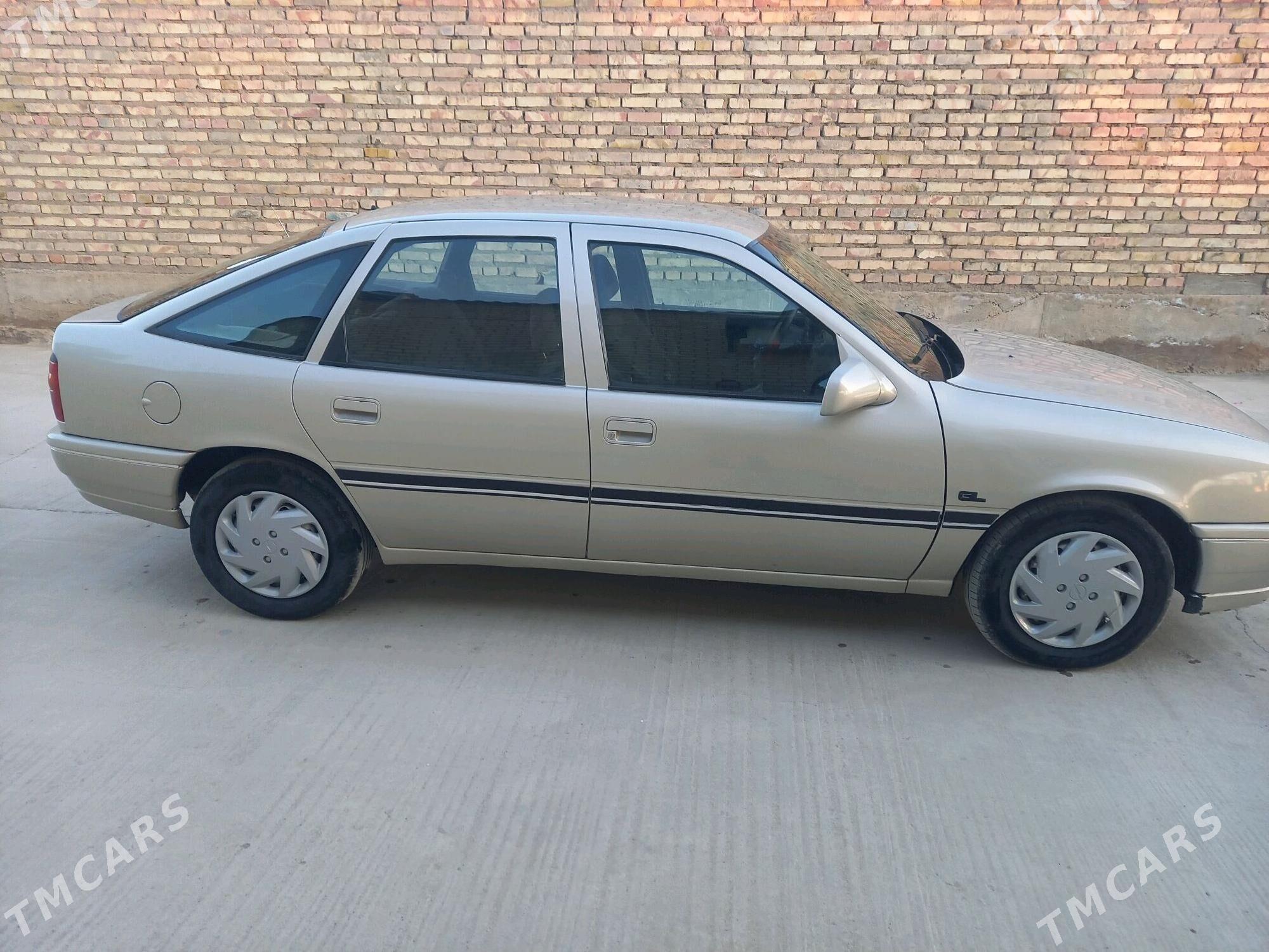 Opel Vectra 1991 - 39 999 TMT - Kaka - img 2