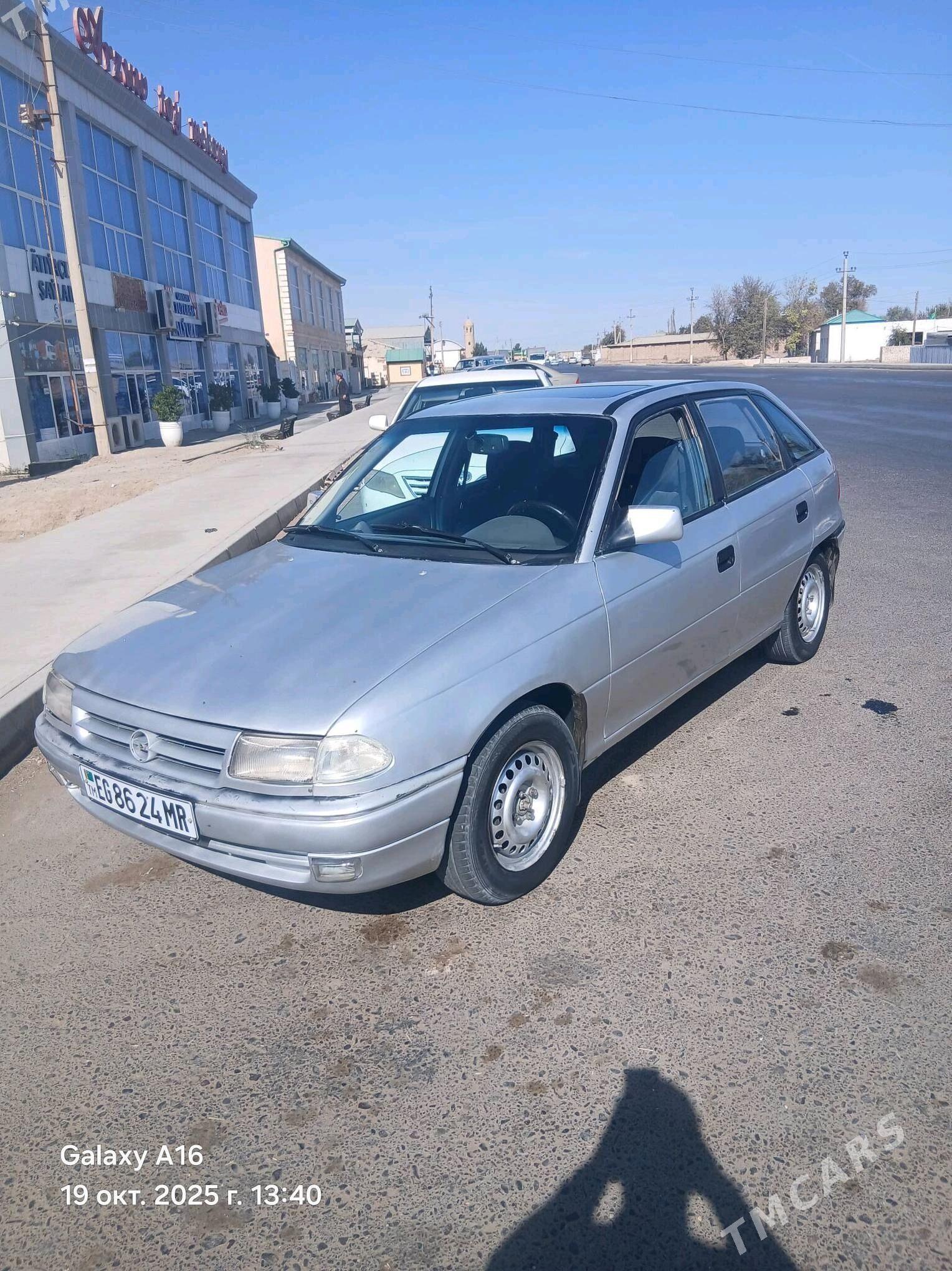 Opel Astra 1992 - 45 000 TMT - Murgap - img 3