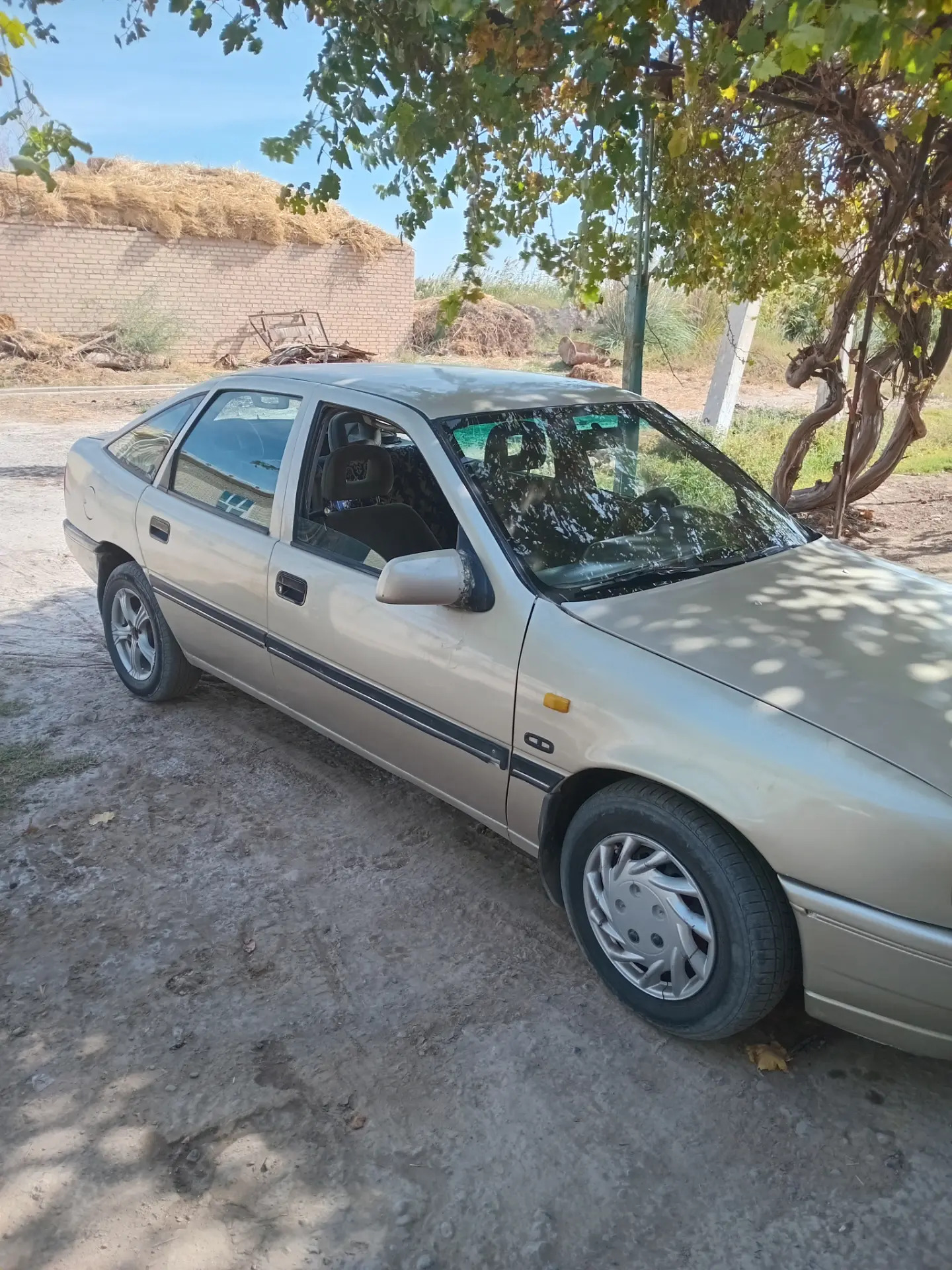 Opel Vectra 1991 - 22 000 TMT - Dänew - img 3