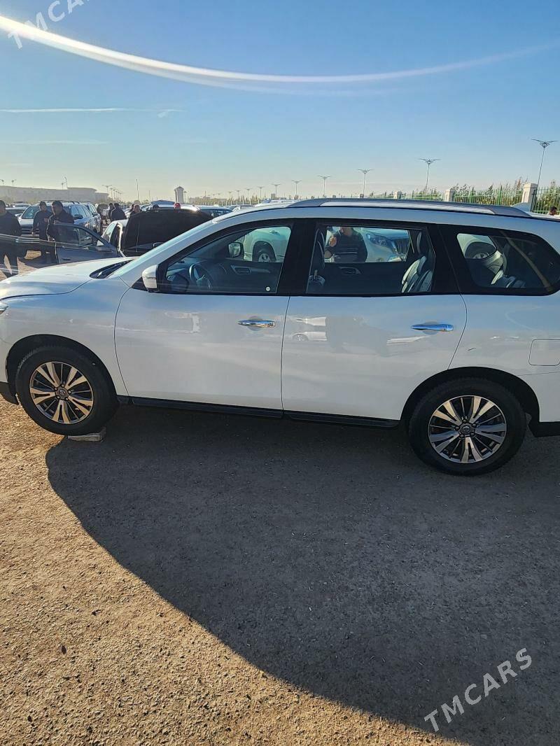 Nissan Pathfinder 2020 - 330 000 TMT - Дашогуз - img 2