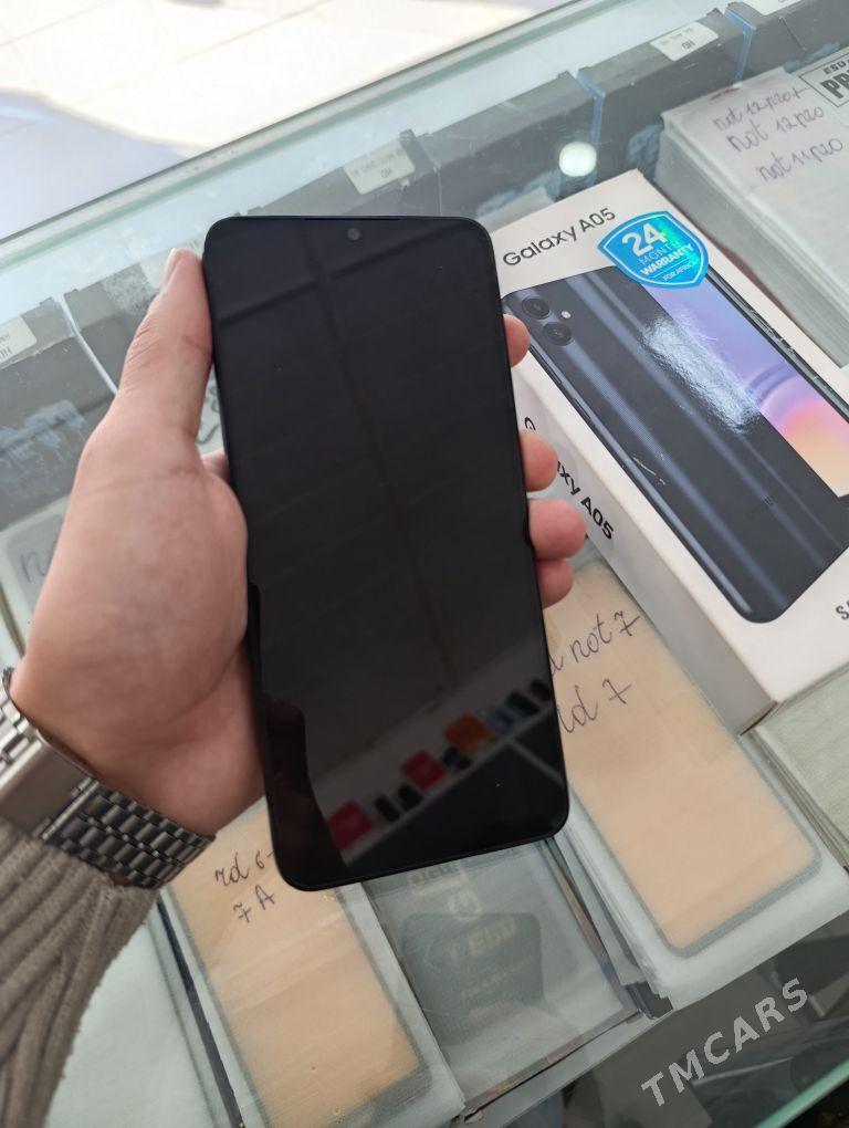 A05 4/64 - Mary - img 3