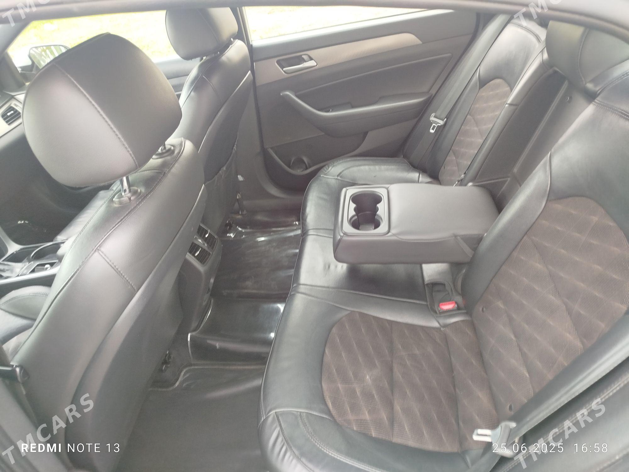 Hyundai Sonata 2018 - 210 000 TMT - Bedew - img 1