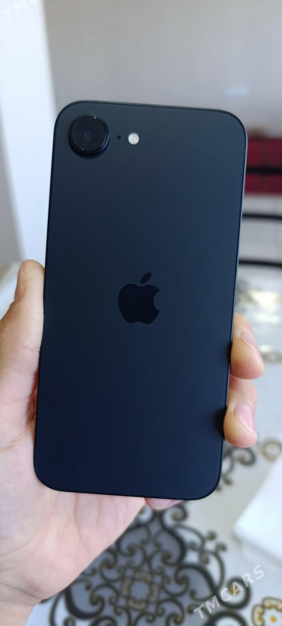 İphone 16 e - Mary - img 1