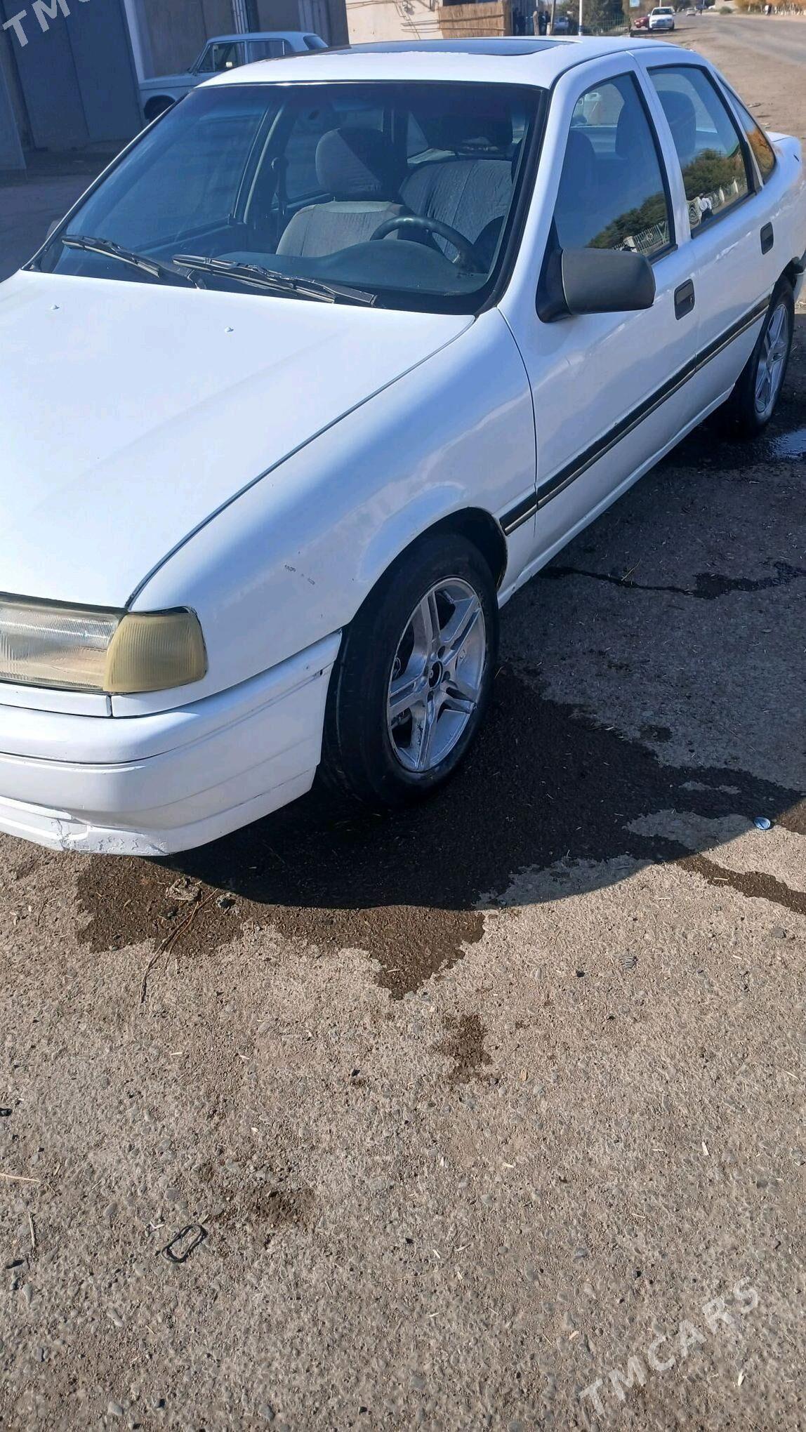 Opel Vectra 1989 - 22 000 TMT - Gubadag - img 2