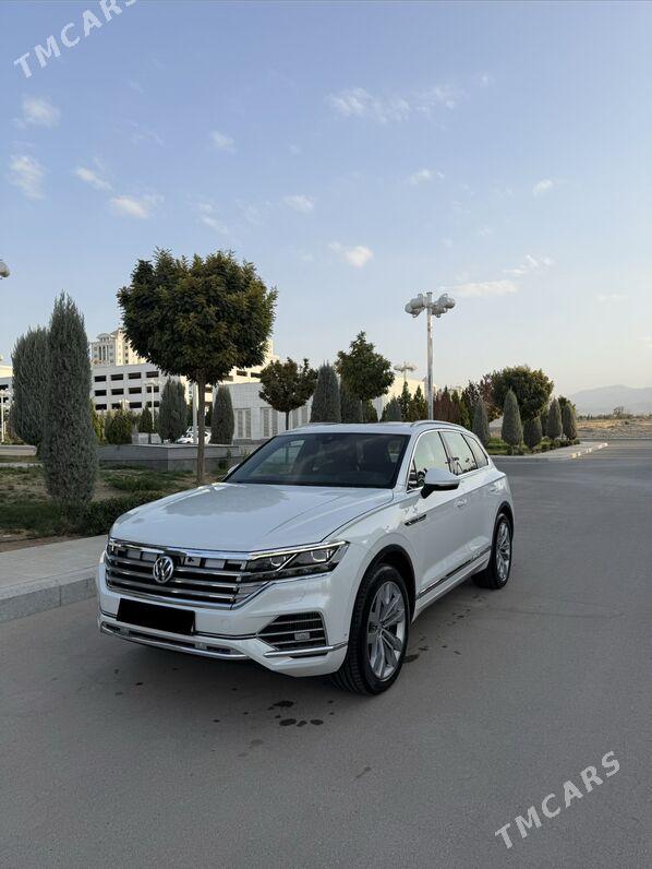 Volkswagen Touareg 2019 - 1 092 000 TMT - Aşgabat - img 1