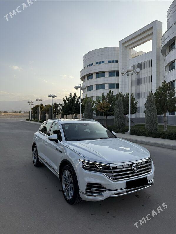 Volkswagen Touareg 2019 - 1 092 000 TMT - Aşgabat - img 3