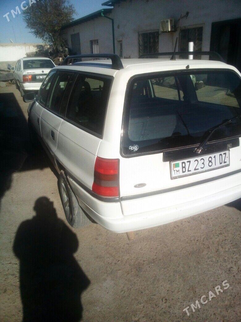 Opel Astra 1993 - 50 000 TMT - Шабатский этрап - img 2