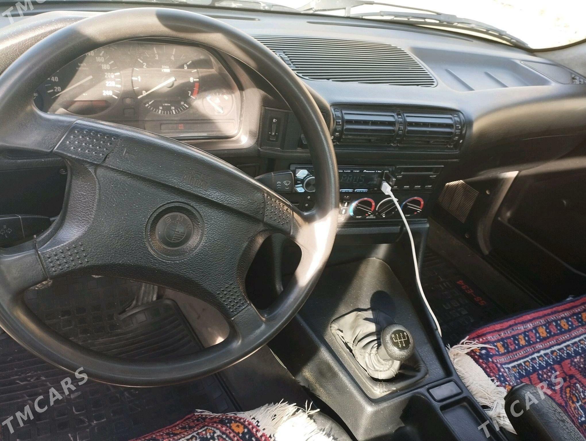 BMW 5 Series 1994 - 55 000 TMT - Фарап - img 4