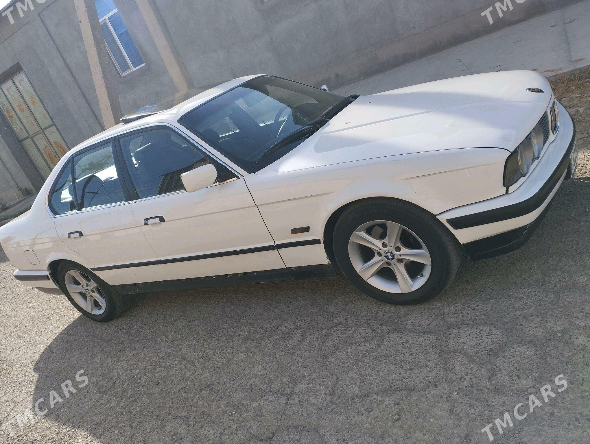 BMW 5 Series 1994 - 55 000 TMT - Фарап - img 5
