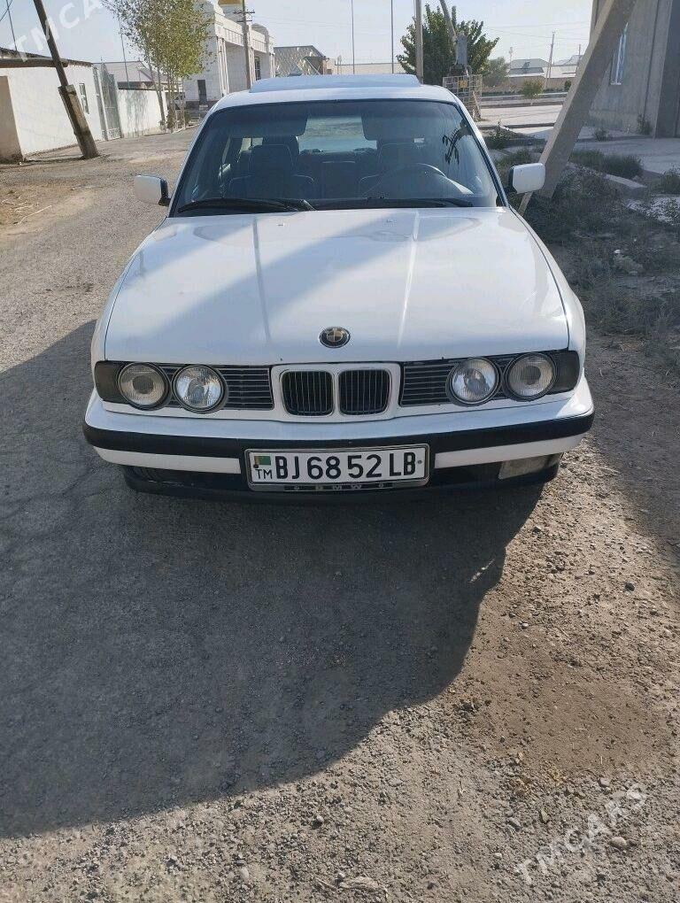 BMW 5 Series 1994 - 55 000 TMT - Фарап - img 2