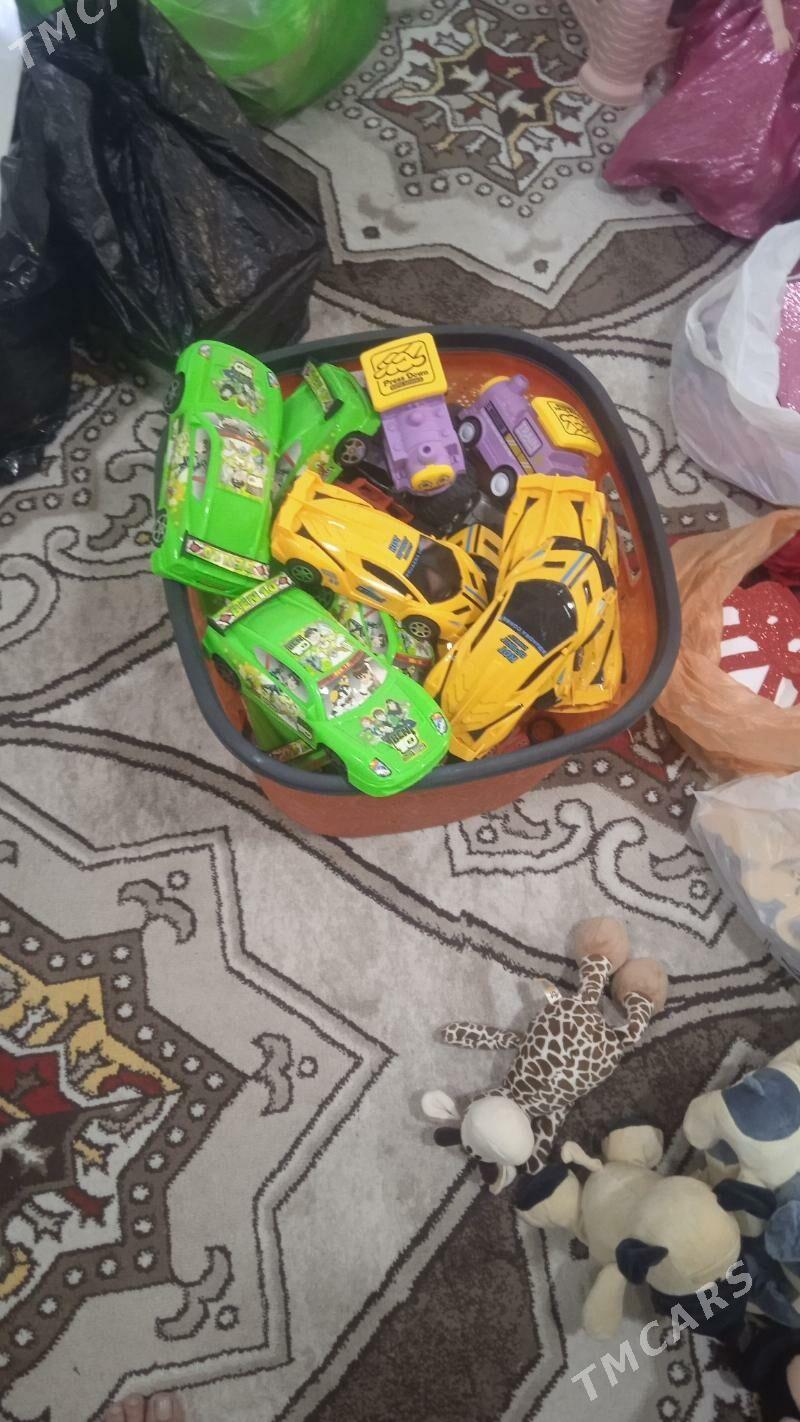 Gelinalyjy caga bezegleri - Гуртли - img 4