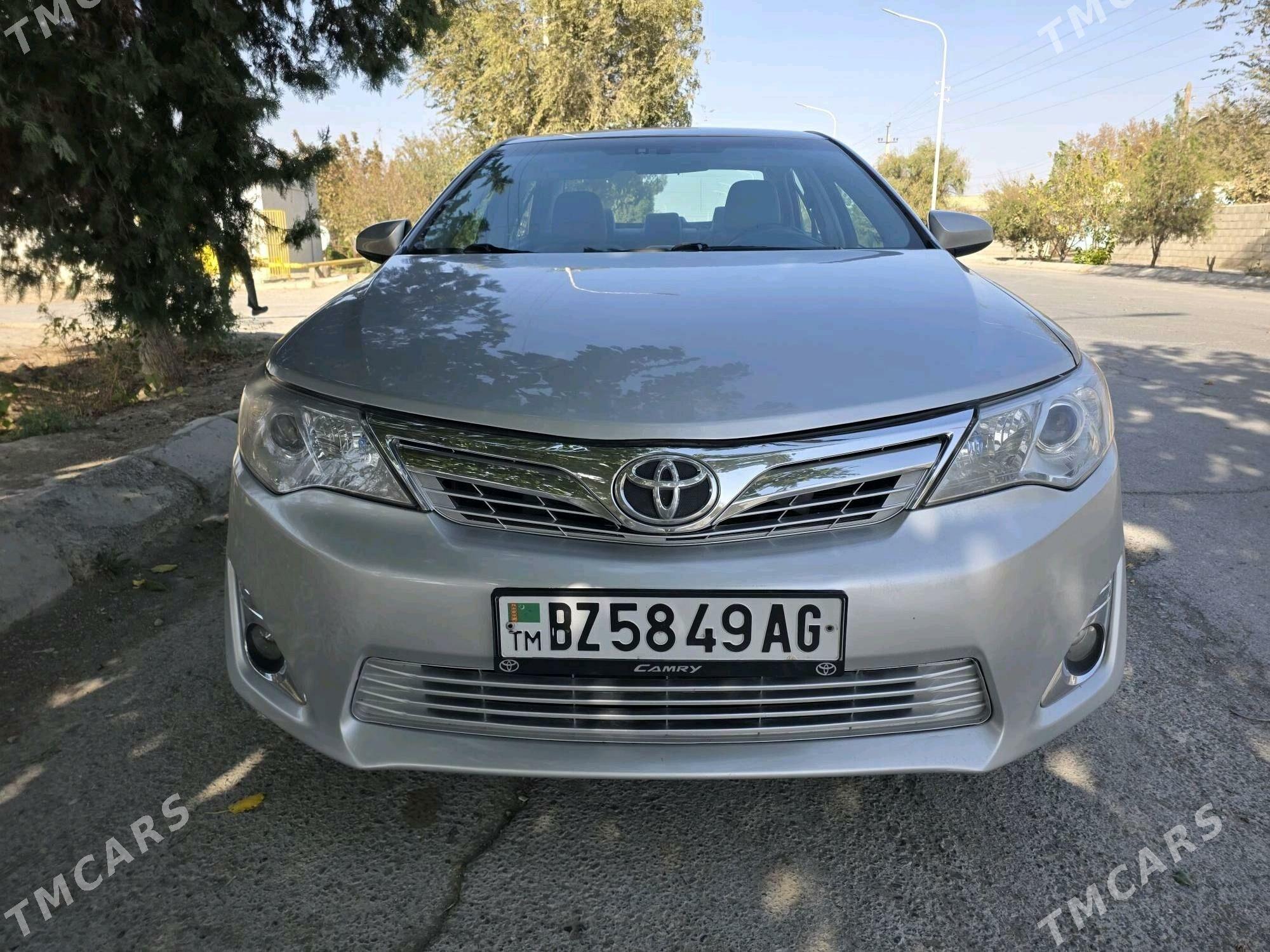 Toyota Camry 2013 - 215 000 TMT - 11 мкр - img 1