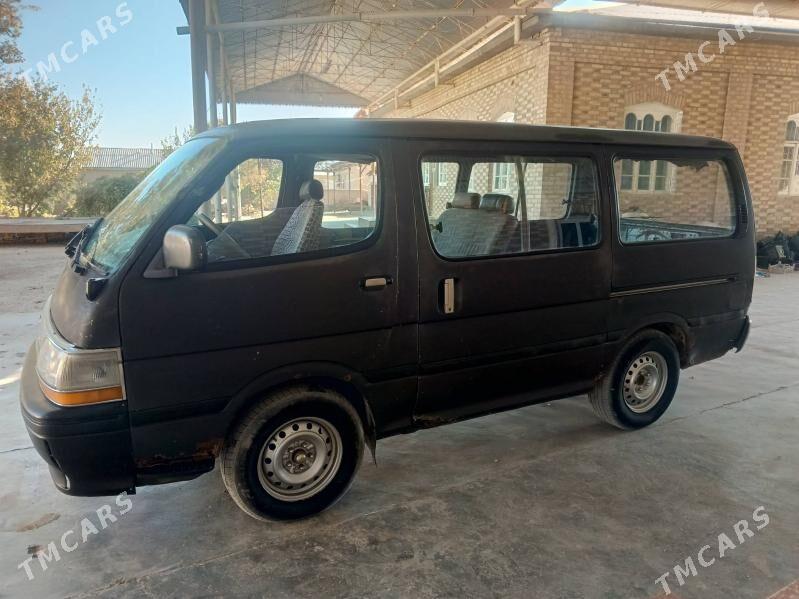Toyota Hiace 1993 - 40 000 TMT - Мары - img 5