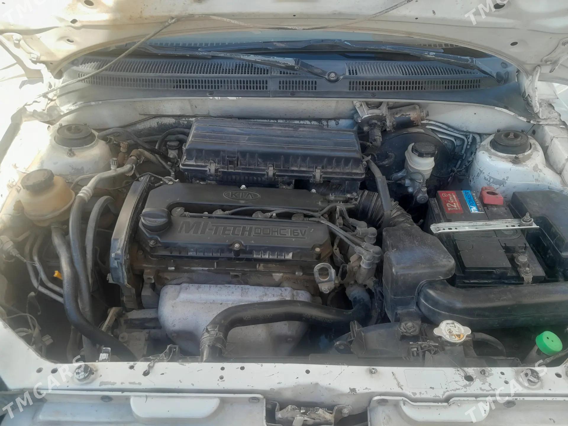 Kia Rio 2004 - 46 000 TMT - Sarahs - img 6