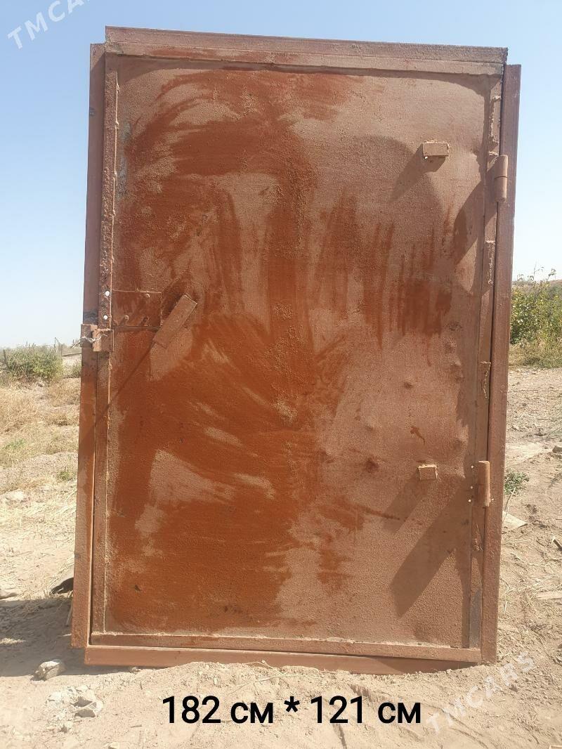 железная дверь - Sakar - img 2