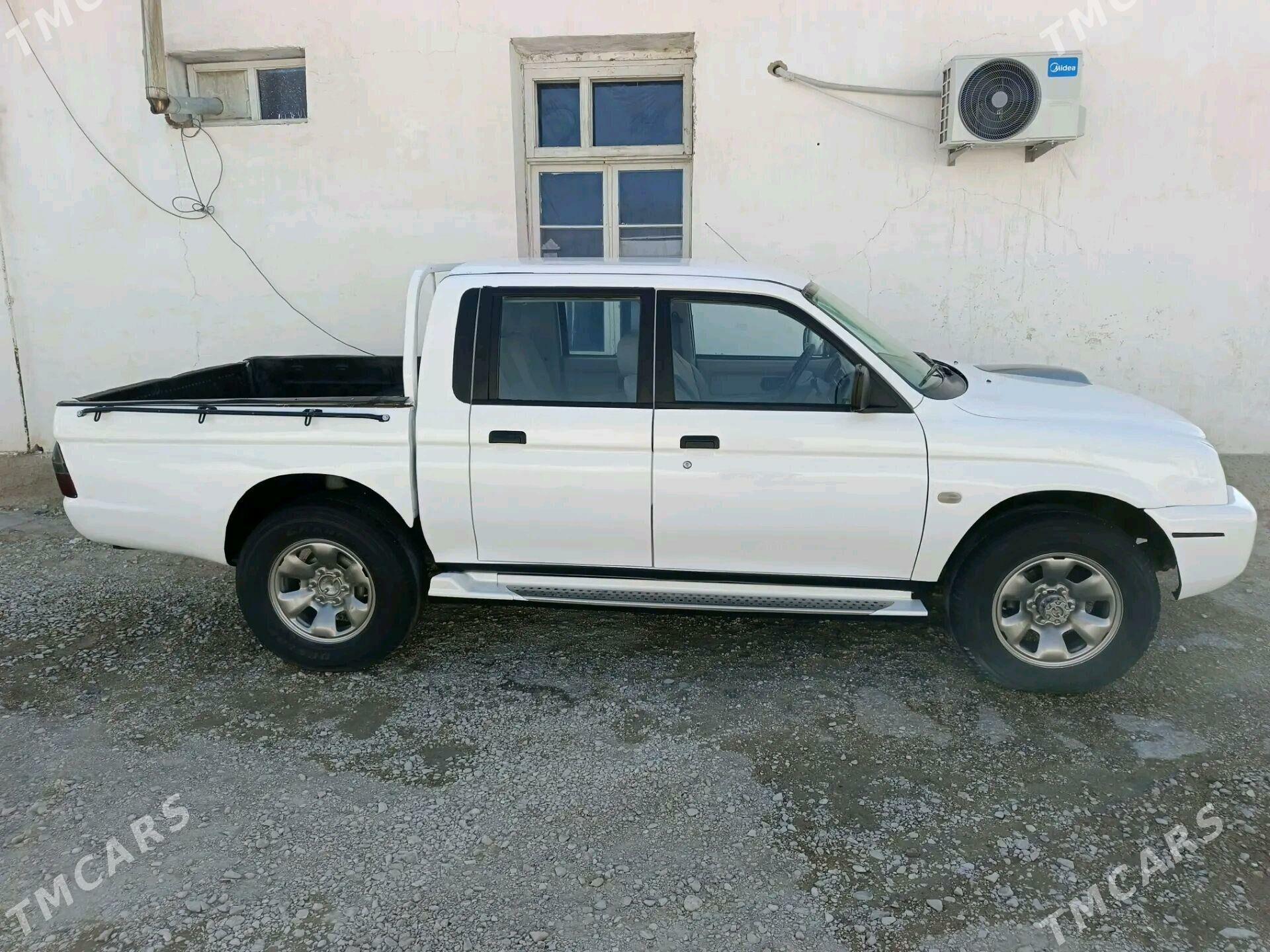 Mitsubishi L200 2002 - 67 000 TMT - Балканабат - img 3