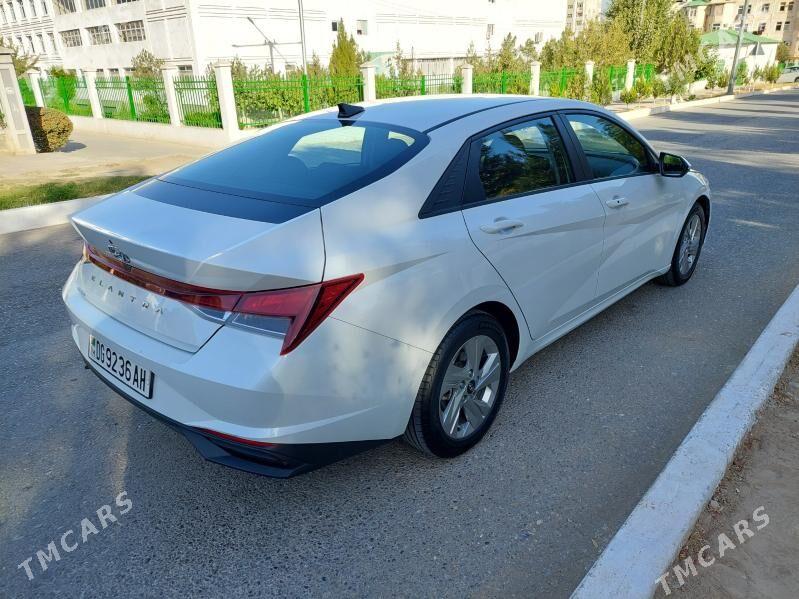 Hyundai Elantra 2022 - 248 000 TMT - Ашхабад - img 7