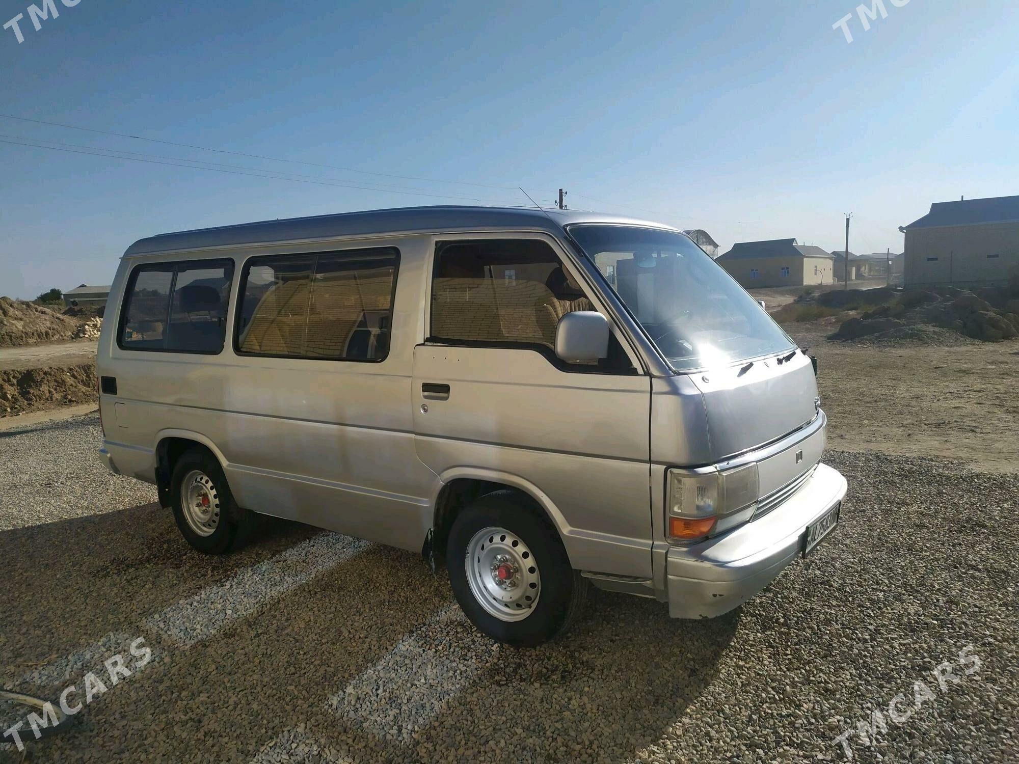 Toyota Hiace 1989 - 55 000 TMT - Сакарчага - img 2