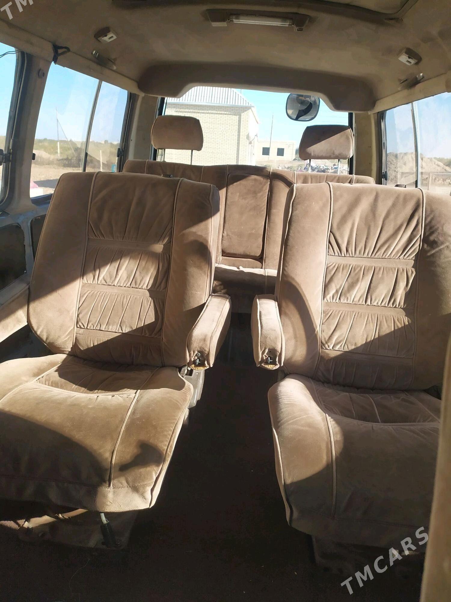 Toyota Hiace 1989 - 55 000 TMT - Сакарчага - img 5