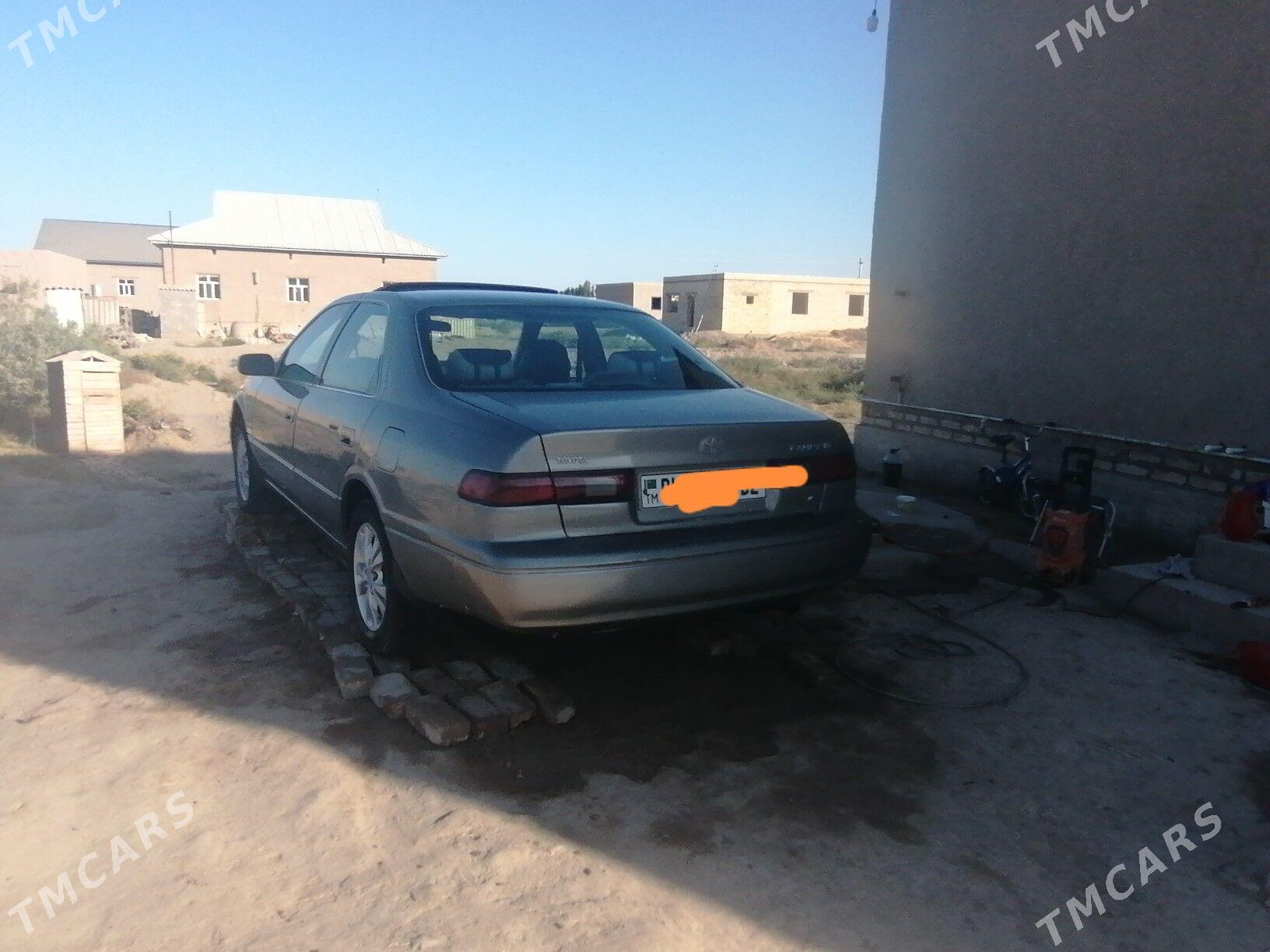 Toyota Camry 1997 - 132 000 TMT - Köneürgenç - img 2