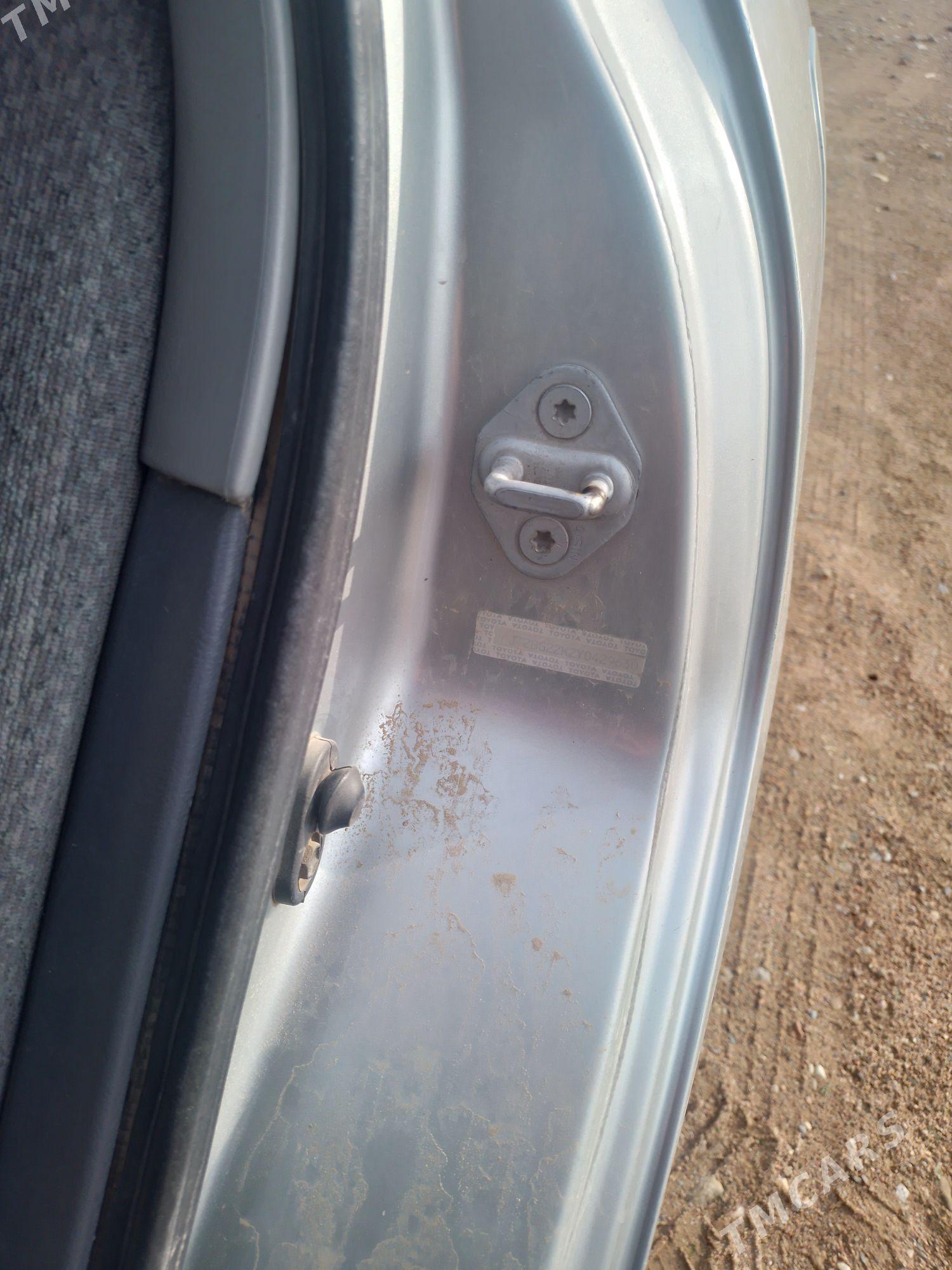 Toyota Camry 2000 - 190 000 TMT - Türkmenbaşy etr. - img 2