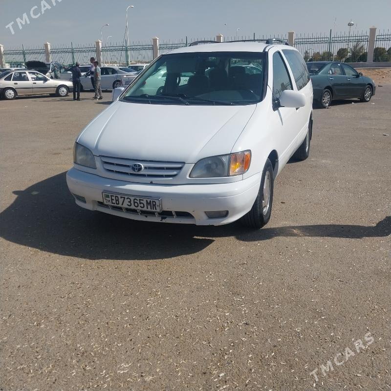 Toyota Sienna 2002 - 150 000 TMT - Огуз хан - img 3