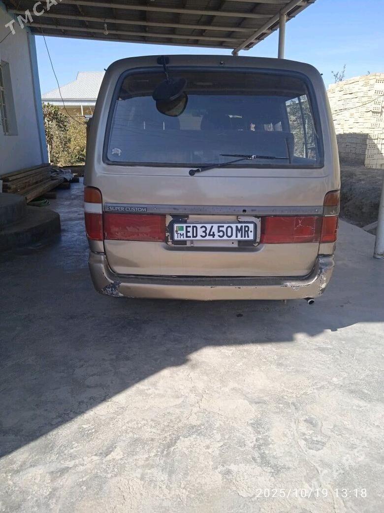 Toyota Hiace 1990 - 50 000 TMT - Мары - img 4