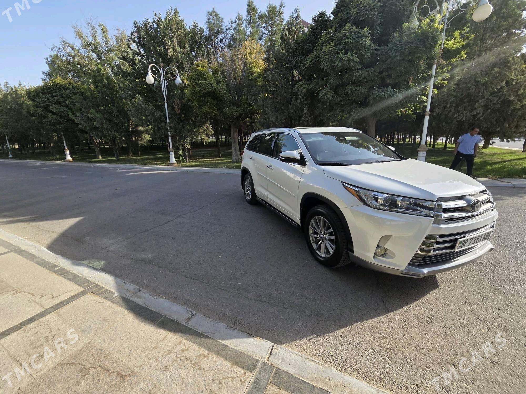 Toyota Highlander 2017 - 520 000 TMT - Гёкдепе - img 6